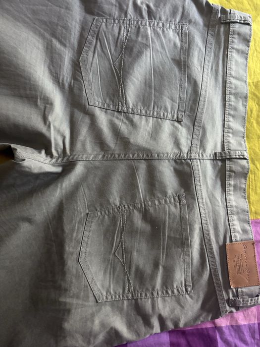 Vand pantaloni barbati Christian Berg