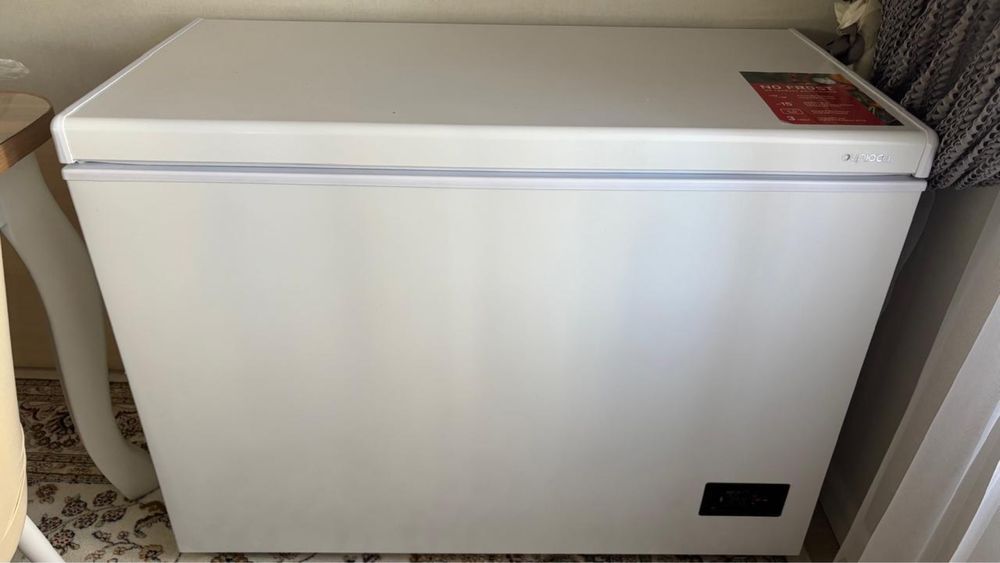 Продаю морозильник