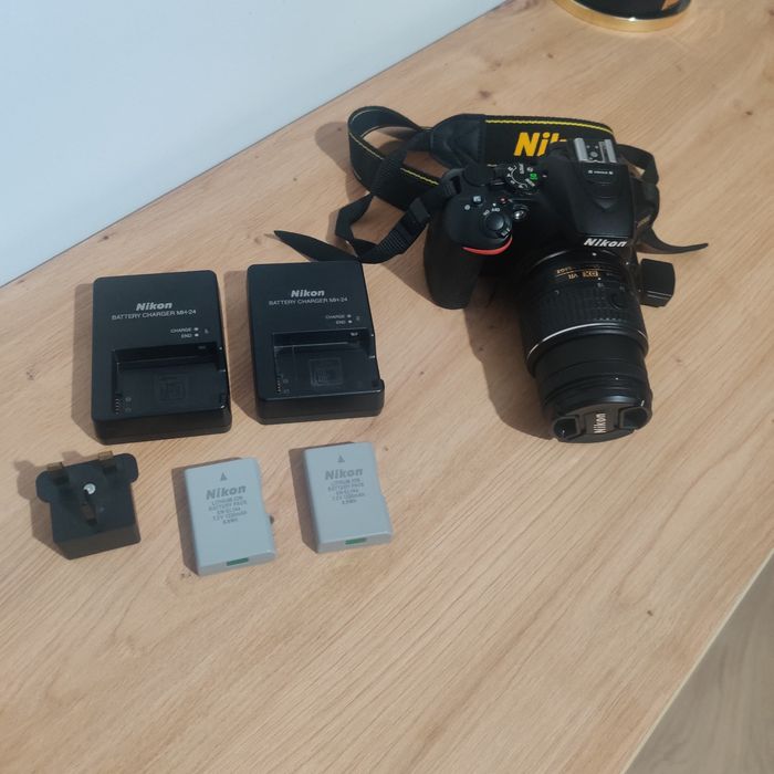 Aparat foto Nikon D5500 utilizat ocazional.