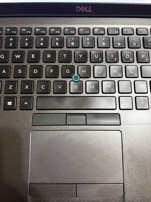 Laptop Dell Latitude 5400 cu 16GB RAM si 500GB SSD (Windows 11 Pro)