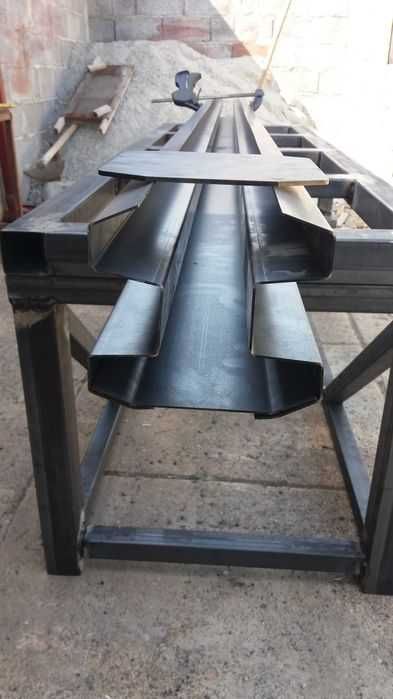 Matrite metalice stalpi de gard, 275cm, demontabile,950 lei!