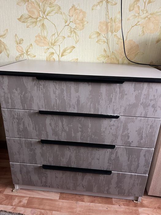 Продам комод новый