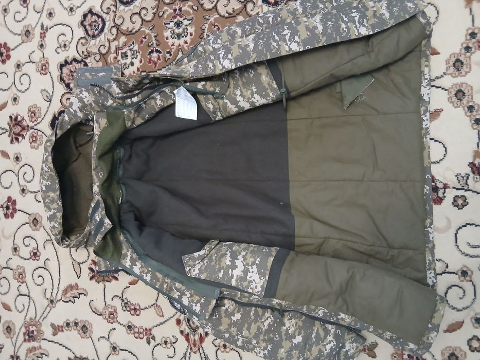 Новые военные бушлаты