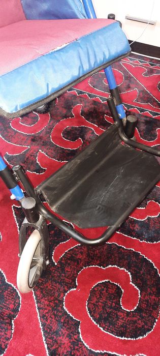Продам инвалидкую каляску