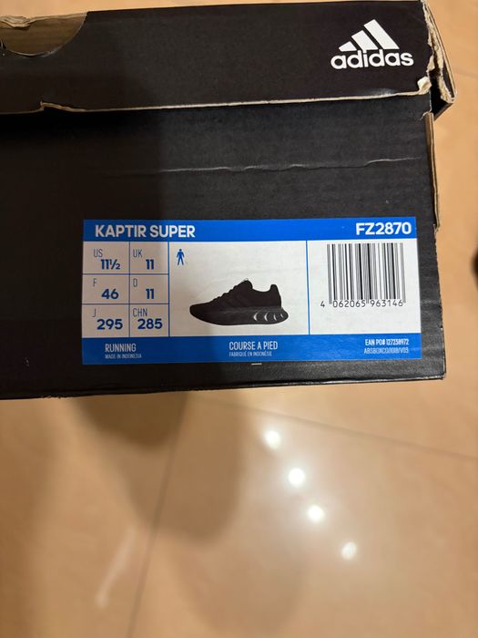 Маратонки ADIDAS