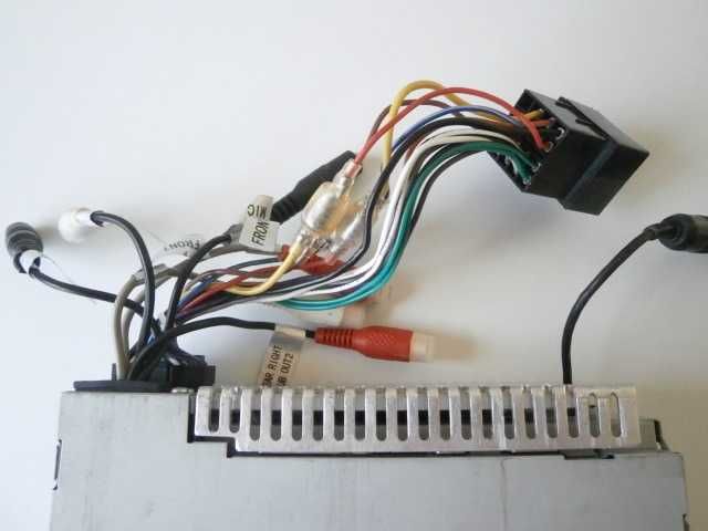 Радио плеър за колa CLARION FZ501E