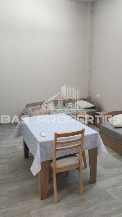 Дава се под наем Етаж от къща в София, Люлин 1 - 360 кв.м за 5100 € - Снимка #3