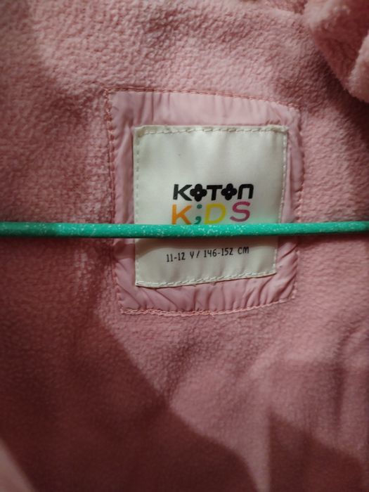 Пуховик на девочку 9-12 лет