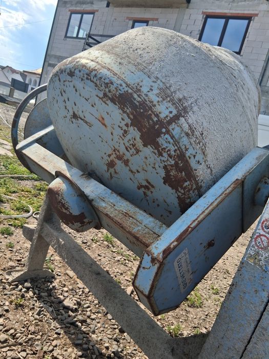 Betonieră Italiană