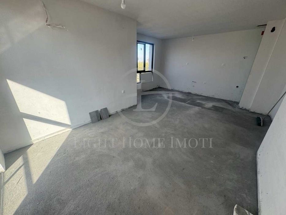 Продава се Тристаен апартамент в с. Белащица, Област Пловдив - 102 кв.м за 1400 €/кв.м - Снимка #1