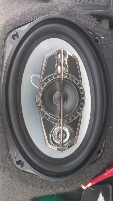 Pioneer калонка сотилади