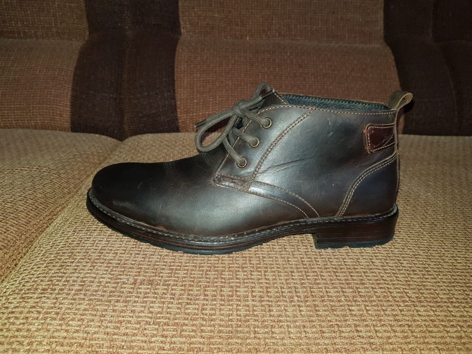 Ботинки кожаные фирмы "Venturini"