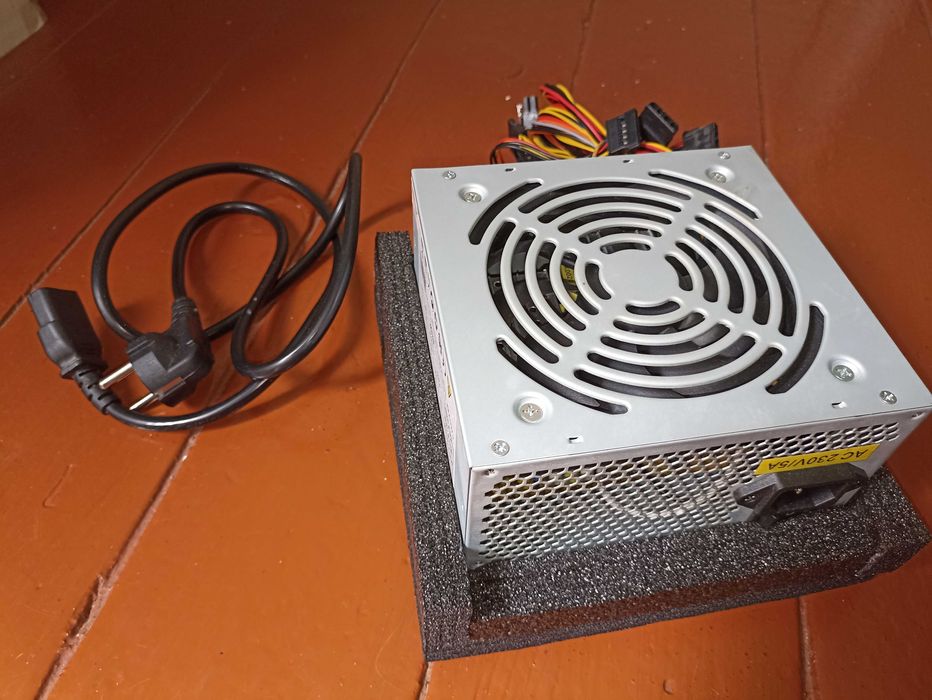 GCASE 500W Захранващ блок