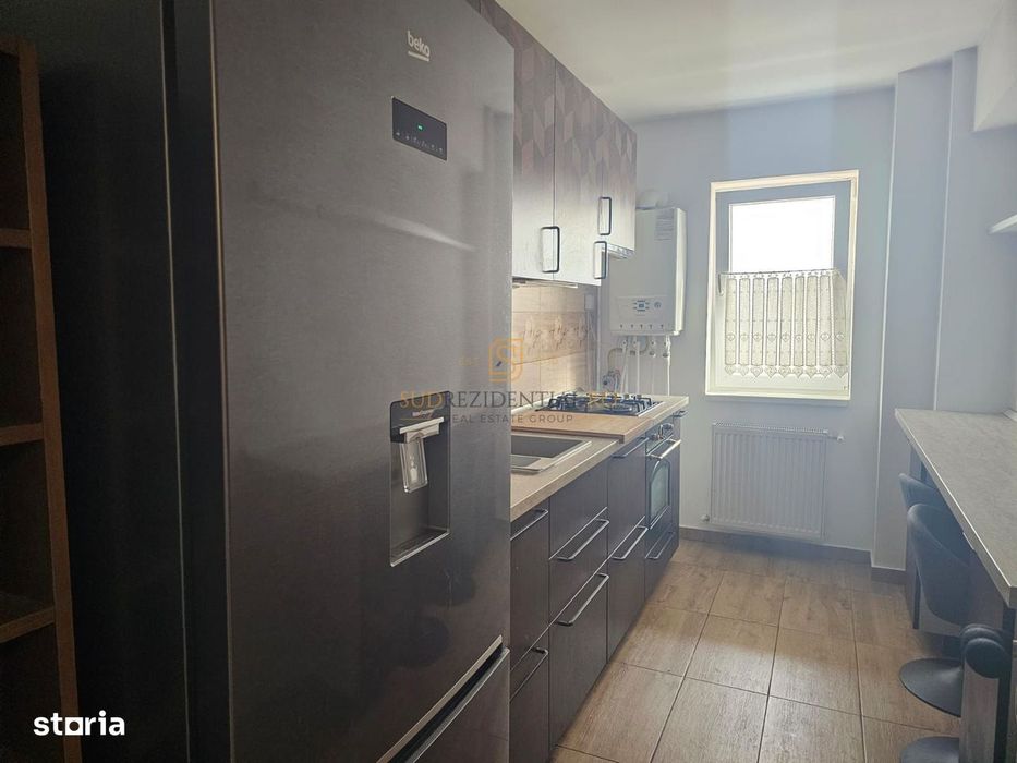 Apartament de inchiriat, 2 camere, 2 locuri de parcare, metrou Leonida