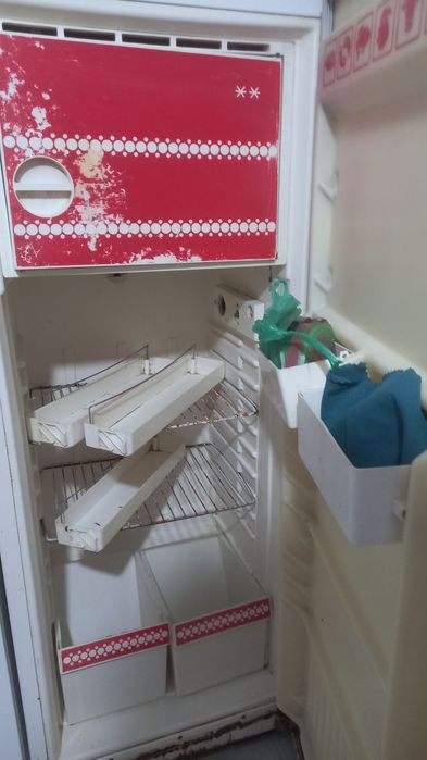 Холодильник б/у советсский, рабочий