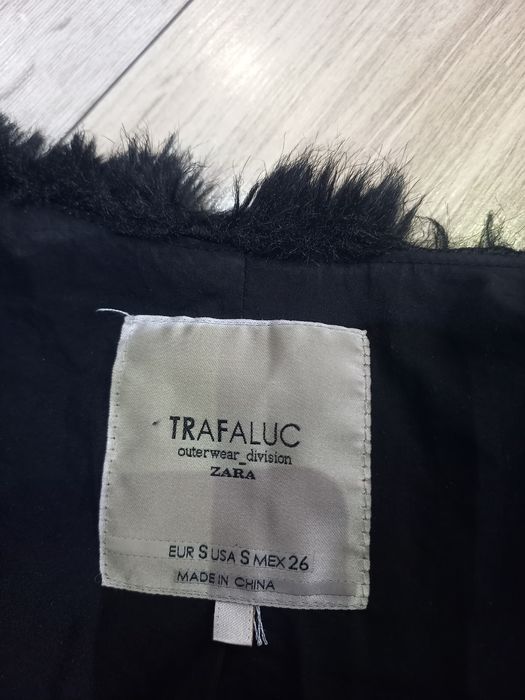 Дамско палто на ZARA