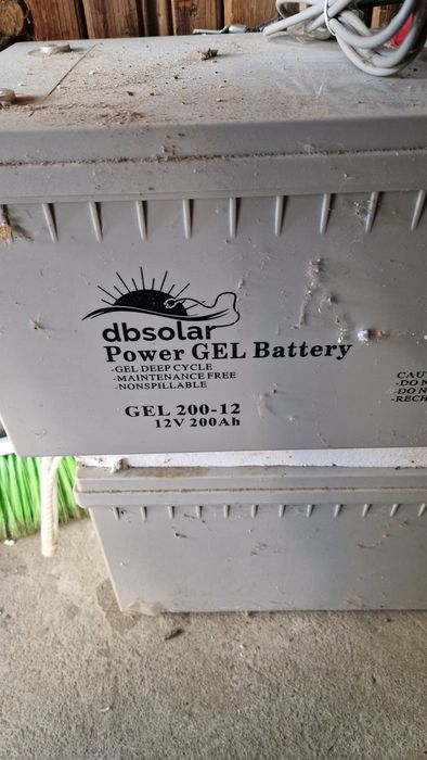Invertor easun 5kw,4 acumulatori gel 200 ah 12v