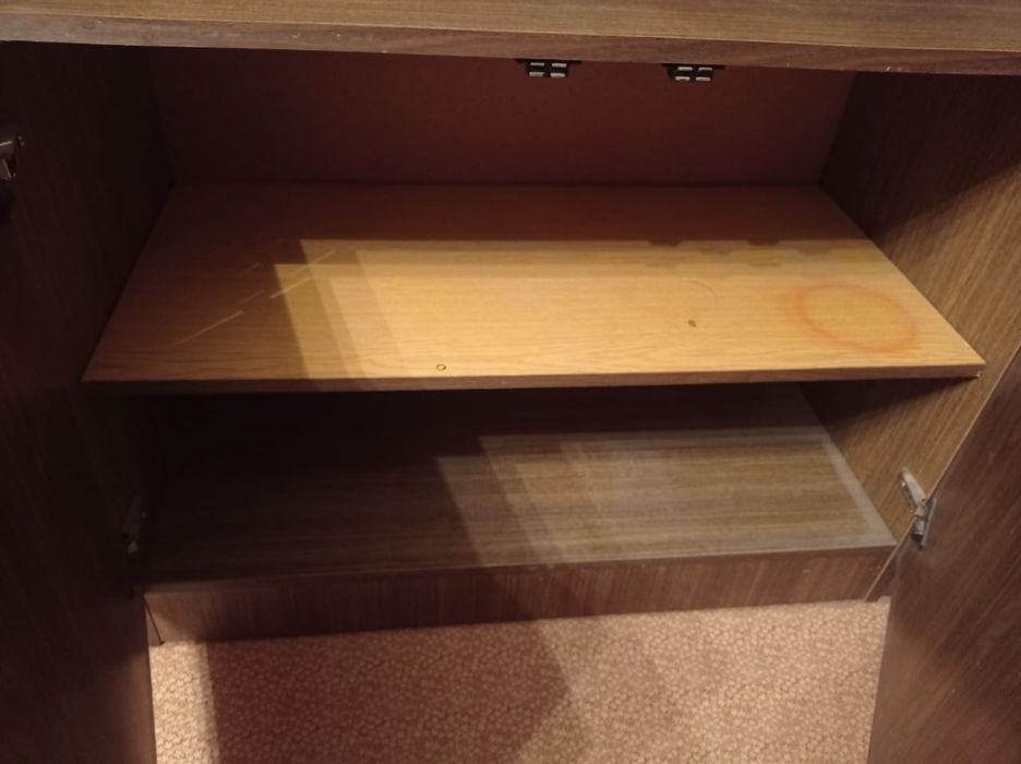 Продам шкаф в гостиную