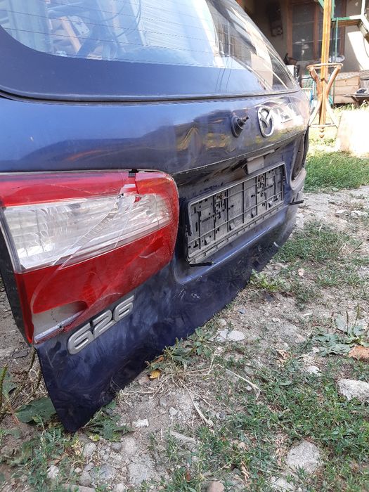 Заден капак мазда626 2001г комби при интерес пращам снимки на вайбър