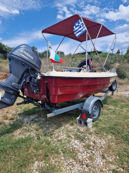 Уникална моторна лодка с четиритактов двигател Yamaha 40к.с. и колес