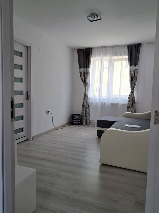 Apartament 2 camere renovat totul nou