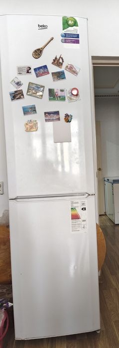 Продам холодильник