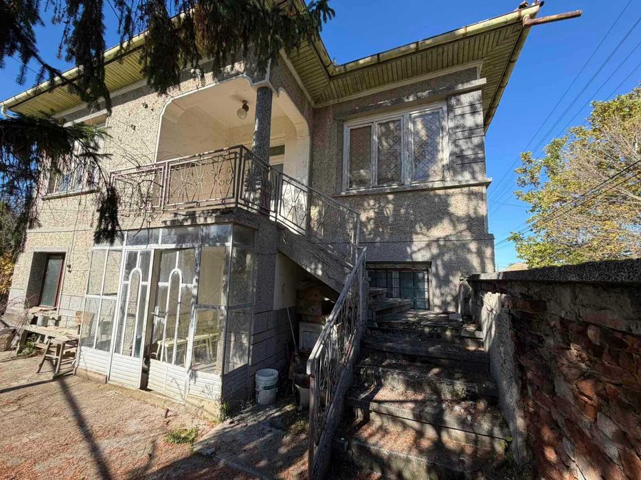 Продава се Къща в с. Поликраище, Област Велико Търново - 150 кв.м за 530 €/кв.м - Снимка #1