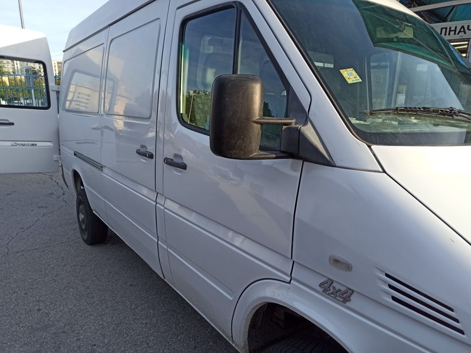 Транспорт с бусове   с падащ борд