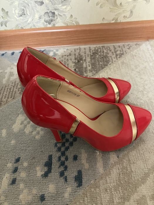 Продается Женские обуви!