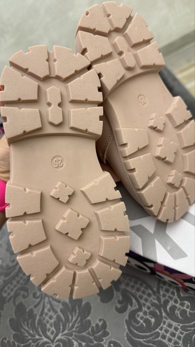 Ботинки для девочки весна