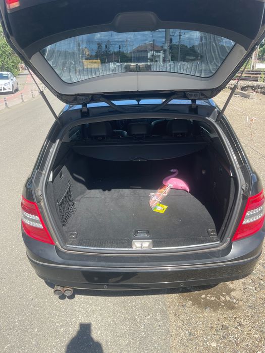 Mercedes Benz c200T