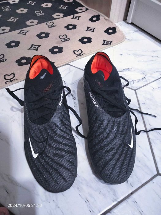 Продам кроссы сороканожка