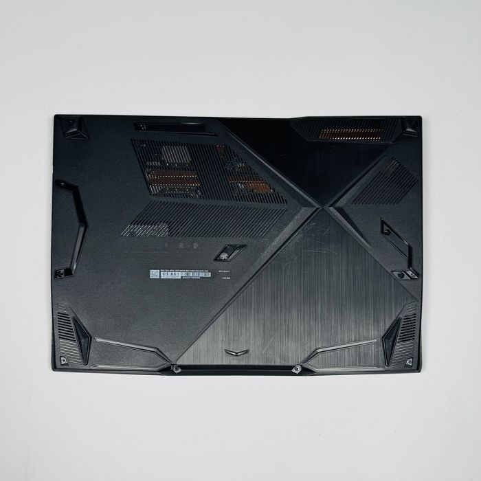 MSI Thin GF63/144Hz 15,6”/i7-12650H 24MB/RTX 4060 8GB/16GB/512GB