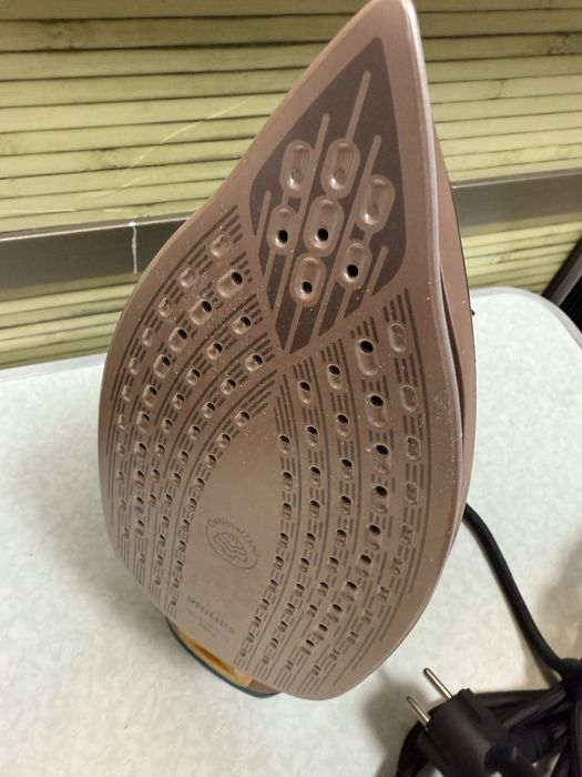 Ютия Philips DST8030