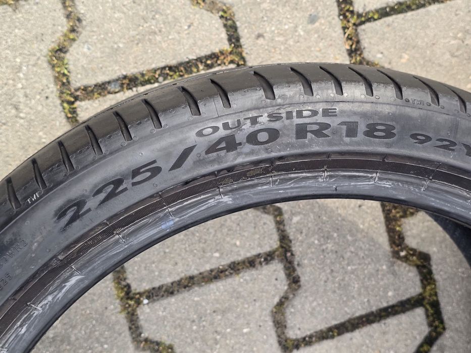 225 40 18 Pirelli