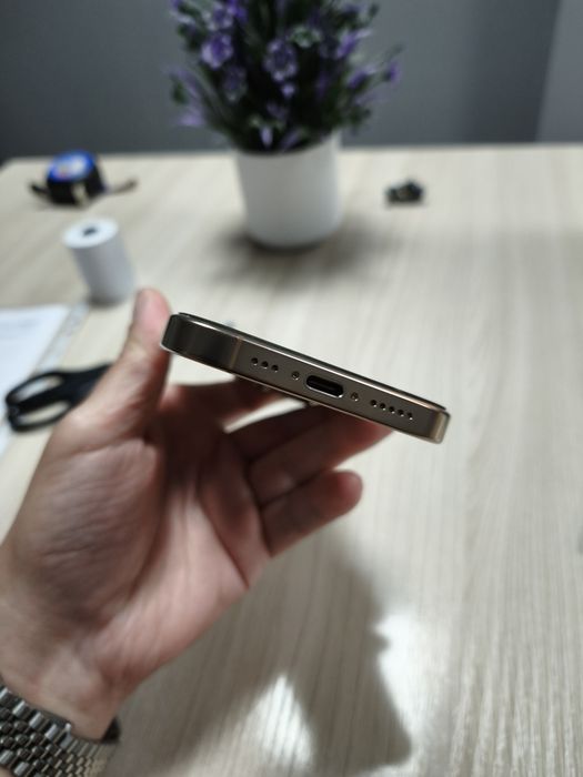 Iphone 16 pro 256gb esim