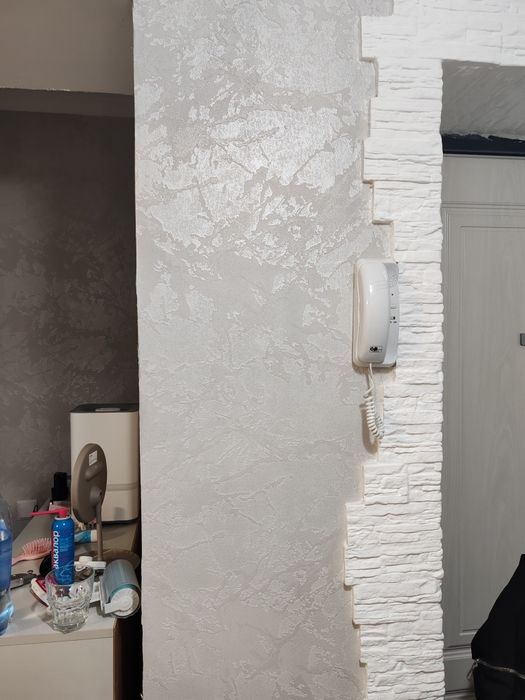 Клею обои  от 500 тнг