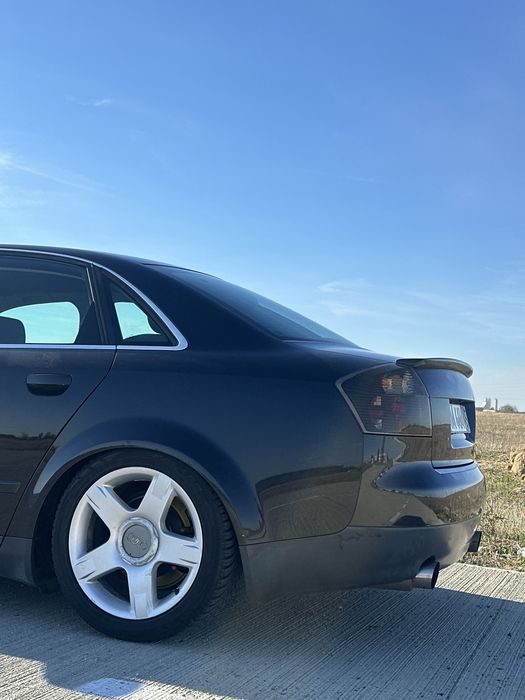 AUDI A4 2002 — imagine 3