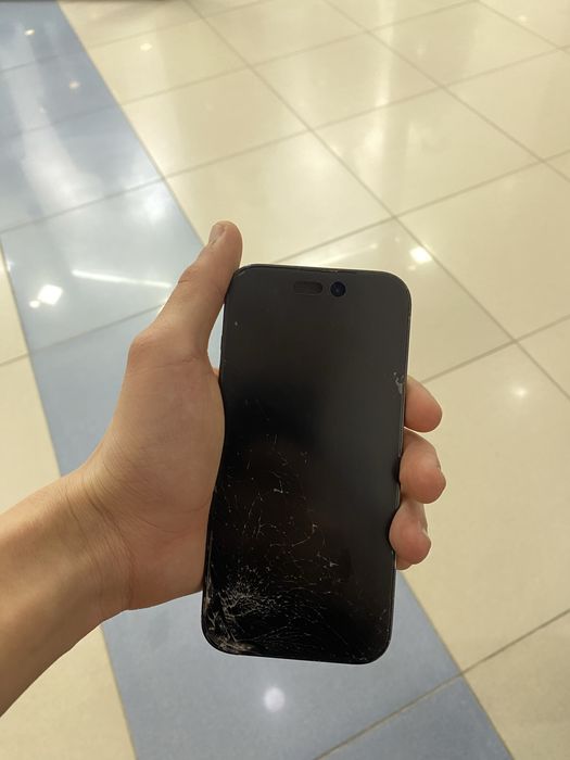 Продам айфон 14 pro