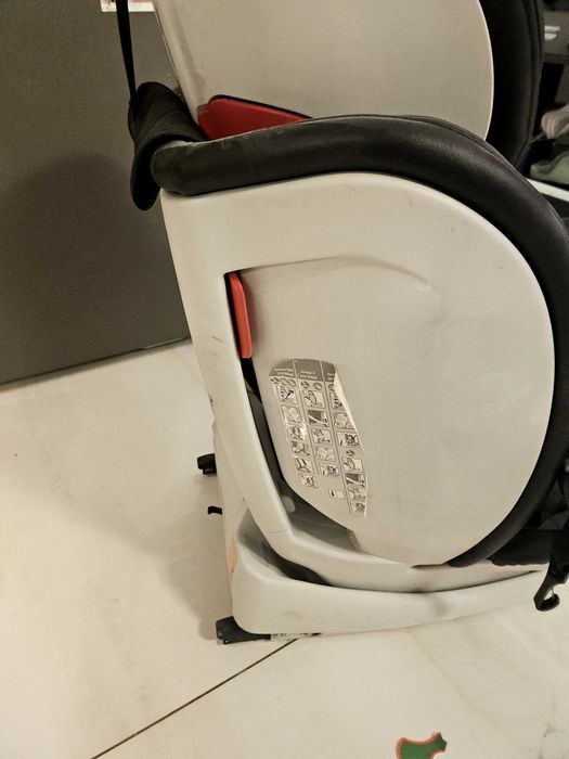 Бебешки снол с ISOFIX за 8кг до 36 кг