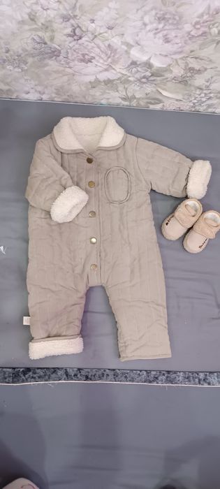 СРОЧНО ПРОДАМ демисезонный комбез.