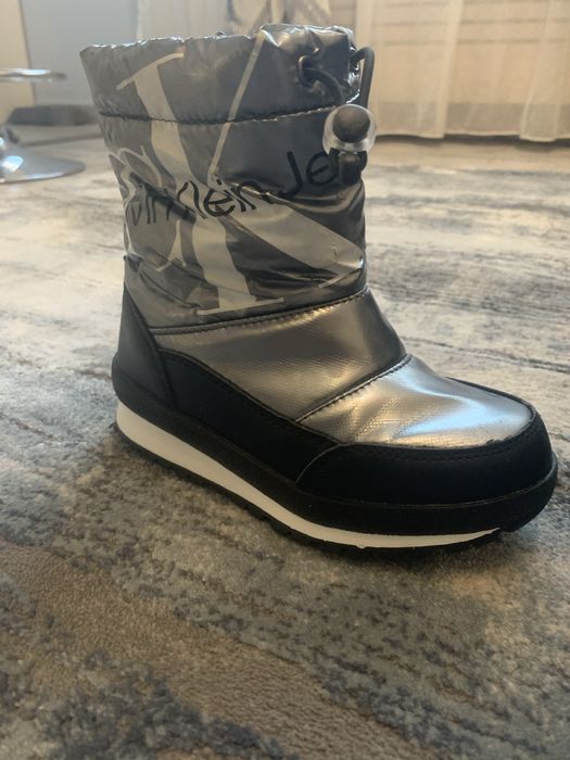 Vand ghete calvin klein copii