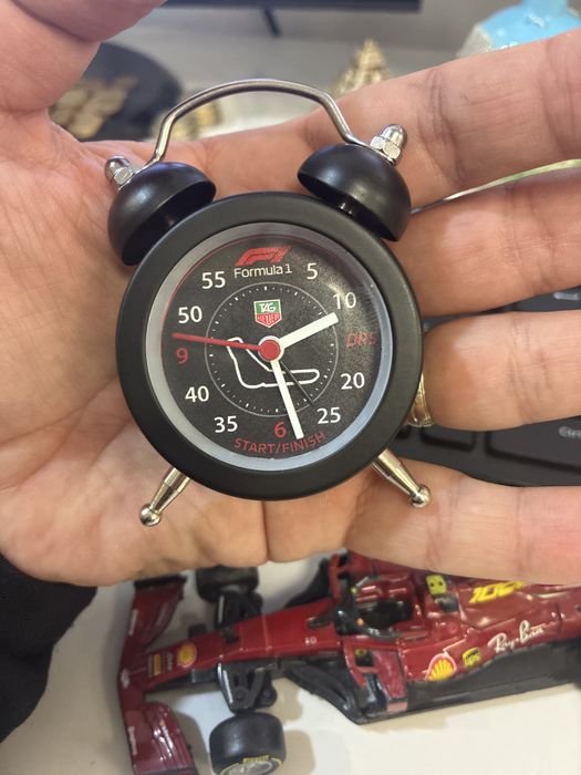 Колекционерски мини будилник Formula 1 – 6х7 см