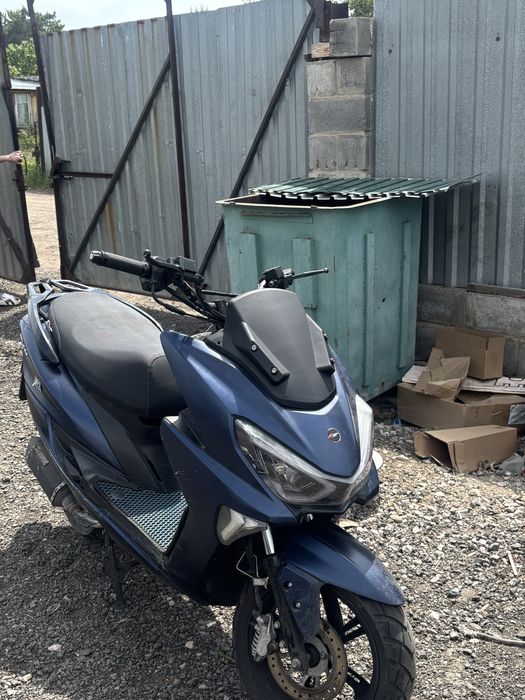 Продам maxi gst 180куб