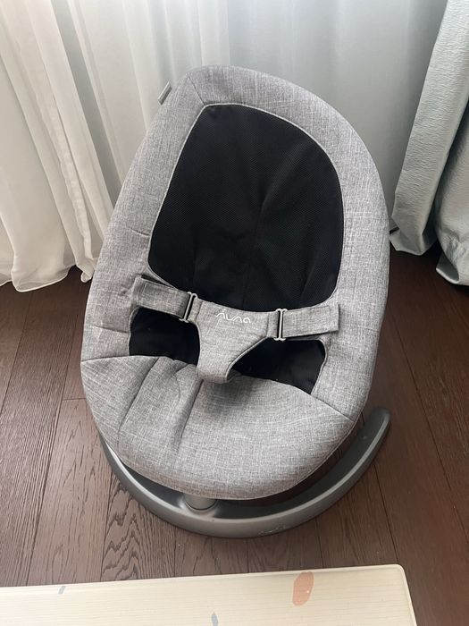 Nuna Leaf - бебешки/детски шезлонг