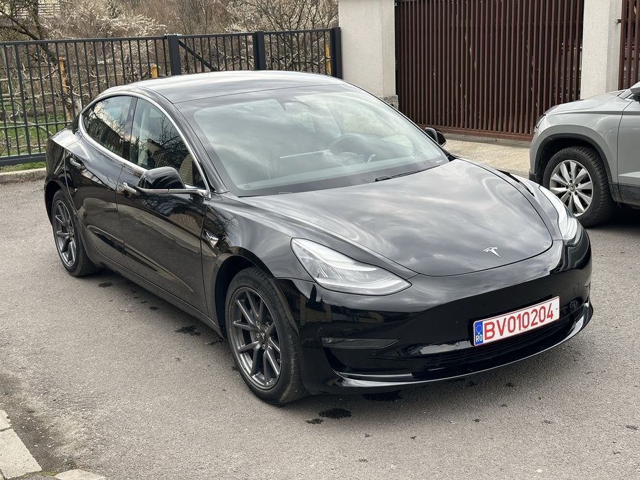 Tesla Model 3 2019 | 77.000 km | Cârlig | Enhanced Autopilot