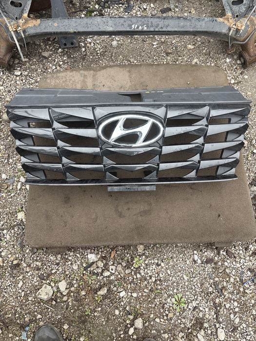 Решетка за Hyundai tucson 2022год.