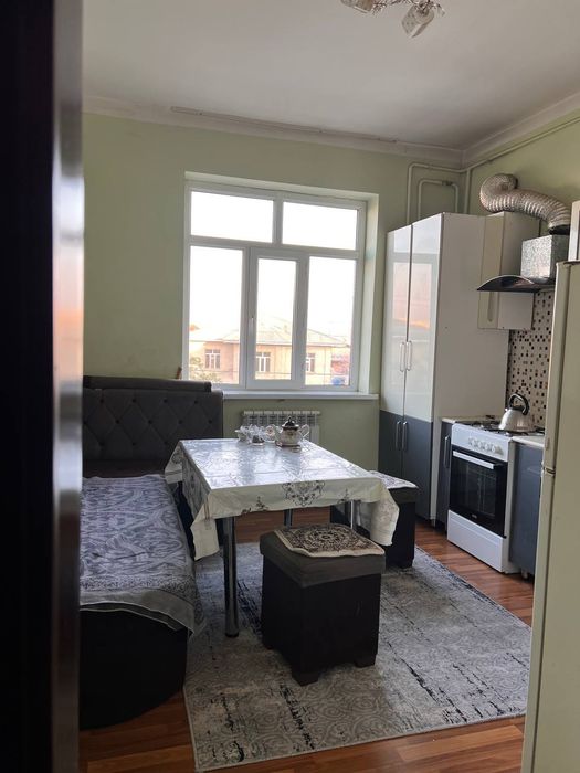Kvartira sotiladi.70kv.2/3/3.70ming$.yashnobod tuman go'zal artel dom