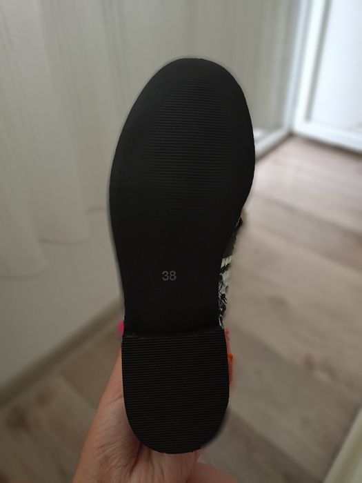 Дамски боти OMG Нови