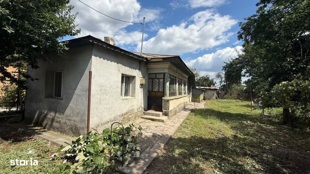 Casa rurala cu gradina mare, langa Bucuresti